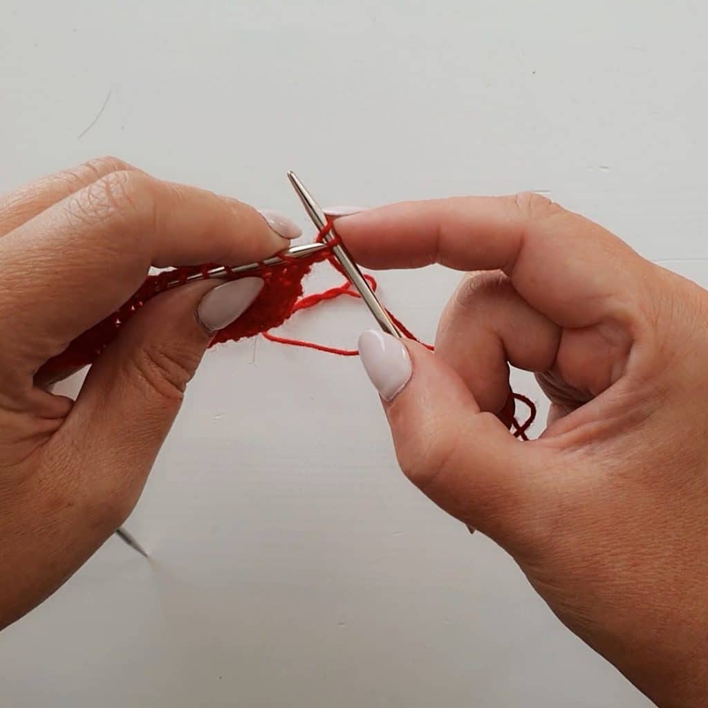 Rabattage suspendu des mailles - étape 3