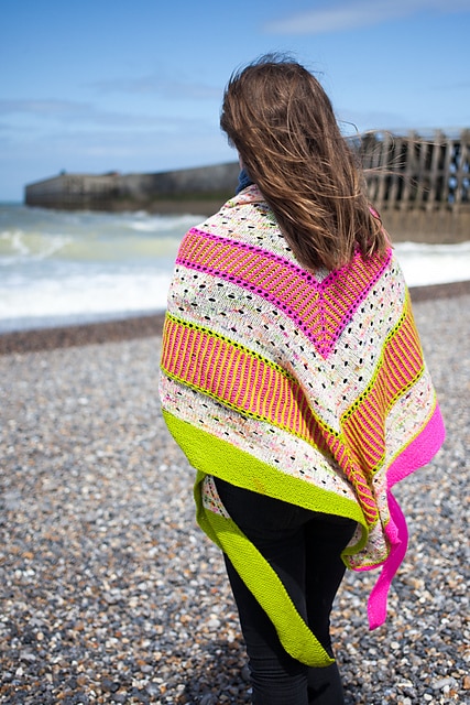 Born To Be Free - châle en point brioche